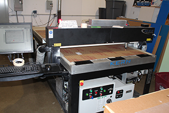 Laser cutting machine